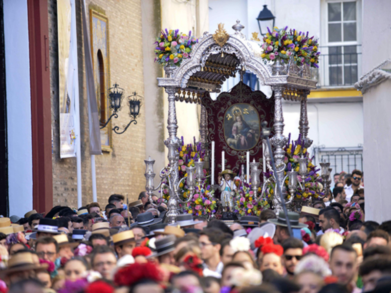 Casi un centenar de efectivos velarán por la multitudinaria romería de Cantillana 