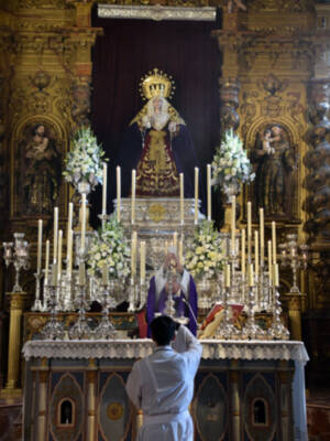 La Hermandad de Jesús el Nazareno honra a su Titular Mariana en Adviento en Alcalá del Río