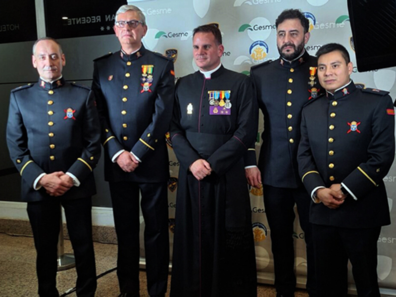 Reales Tercios de España: homenaje y distinción en la Gala Policial de Asturias