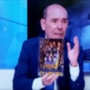 Victor García Rayo felicita a la revista Cuaresma 