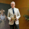 Juan Miguel Vega, director de Canal Sur Radio, recibe el XIV Premio Periodístico Cofrade "Carlos Schalatter"