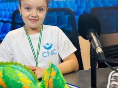La nadadora del chipionero Club de Natación Caepionis Claudia Rocío Pérez Calero, de 8 años de edad, se ha proclamado campeona en la categoría prebenjamín