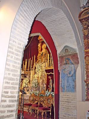 La Soledad de Alcalá del Río celebra con solemnidad su Septenario en honor a la Virgen de los Dolores 