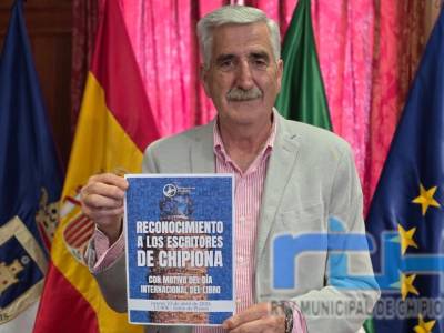 Luis Mario Aparcero anuncia la realización de un homenaje a los escritores de la localidad en un acto que tendrá lugar el próximo 23 de abril