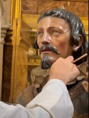 Así se prepara la Catedral de Sevilla para la procesión del Corpus Christi