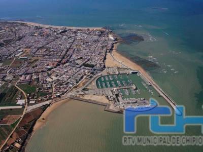 El Ayuntamiento de Chipiona anuncia cortes de tráfico los próximos días por el rodaje de una serie de televisión sobre Rocío Jurado