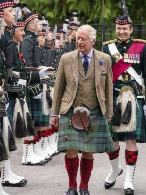 Edimburgo rinde homenaje a sus Fuerzas Armadas en una multitudinaria jornada de reconocimiento ciudadano 