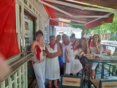 Sevilla se une al espíritu de San Fermín con el tradicional chupinazo organizado por el Hogar Navarro 