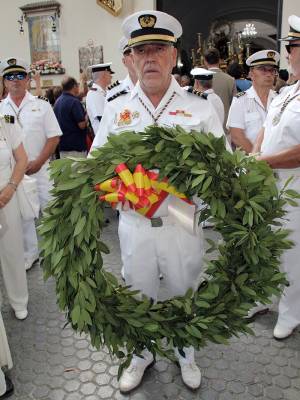 Sevilla honra su tradición marinera con la solemne procesión fluvial de la Virgen del Carmen de Calatrava 
