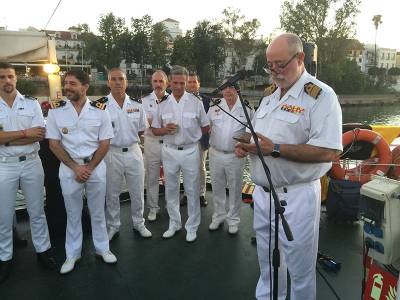 La Comandancia Naval de Sevilla conmemora la festividad de la Virgen del Carmen con una solemne travesía por el Guadalquivir