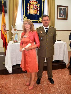 ACIME distingue en Sevilla a María Fidalgo Casares con la Cruz al Mérito por su trayectoria de divulgación histórica y compromiso con la cultura militar