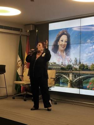 El Ateneo de Triana impulsa el monumento a Marifé de Triana como homenaje permanente a una figura esencial de la canción española