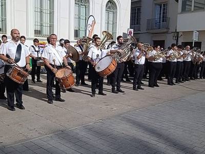 El Puerto de Santa María conmemora la Fiesta Nacional con un solemne homenaje a la bandera y a los caídos por España